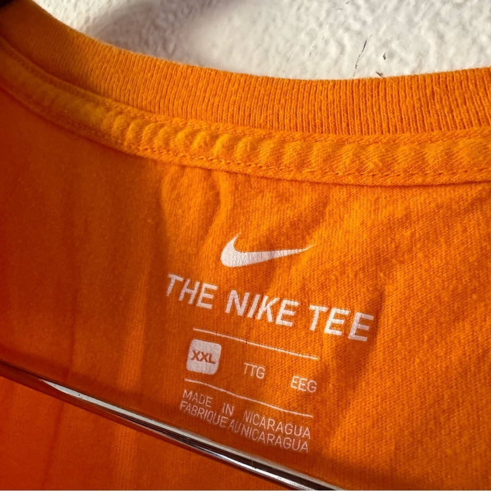 The Nike Tee Retro Big Logo T-shirt 90s Fashion Streetwear XXL Casual Sporty - Picture 4 of 9